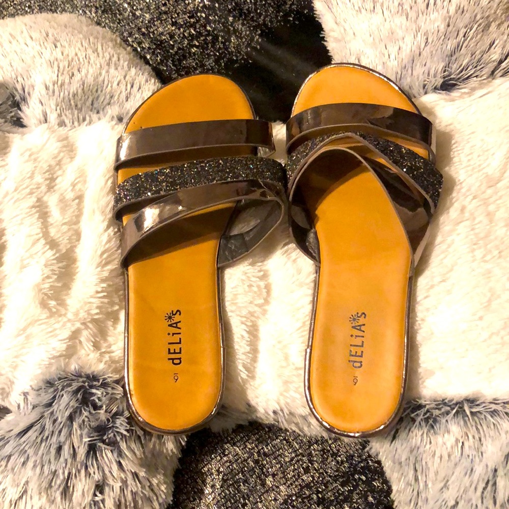 Sparkly sandals!
